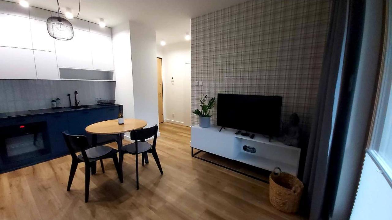 Апартаменты Apartament Zajezdnia Wrzeszcz Гданьск Экстерьер фото